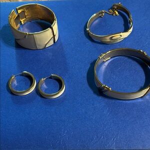 Monet Gold and Cream Bracelet Set